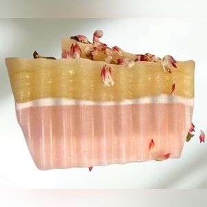 Florinda Beauty - Cherry Blossom Soap Pink and Cream Handmade Soap 4.5 oz NWT